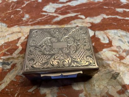 null Rectangular box with chased decoration. Wooden core.
Gross weight : 218 g 
Length...