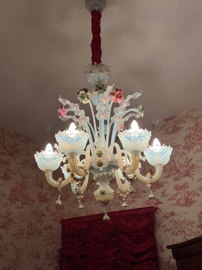 null Chandelier with six lights out of milky white and coloured glass of Venice,...