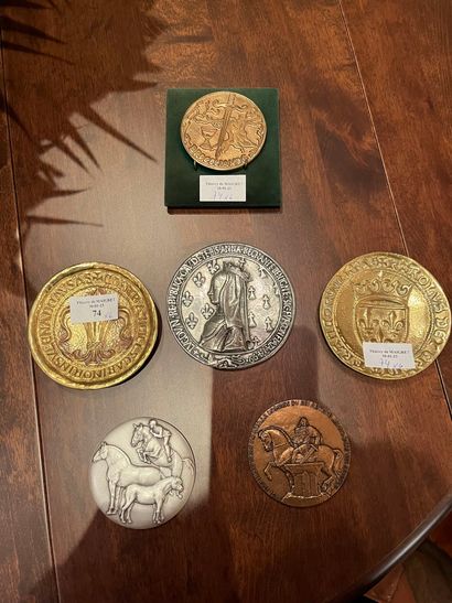 null Lot of souvenir medals: Ministry of Agriculture, Broceliande, King Arthur, Anne...