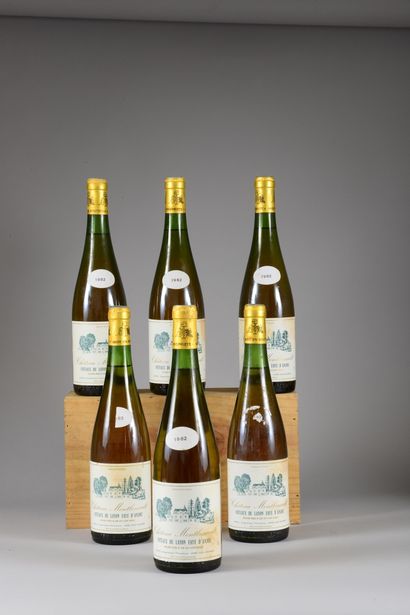 6 bouteilles COTEAUX DU LAYON Château Montbenault...