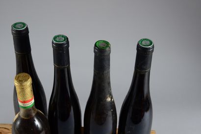 null 5 demi-litres LIQUOREUX (1 Tokaji 1983 "6 Puttonyos", TLB, 4 Coteaux du Layon,...