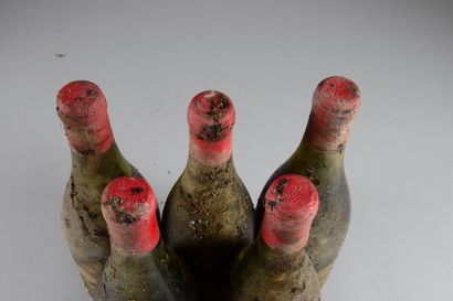 null 5 bouteilles POMMARD "Grands Épenots 1er cru", Henri Gaunoux 1952 (tasteviné,...