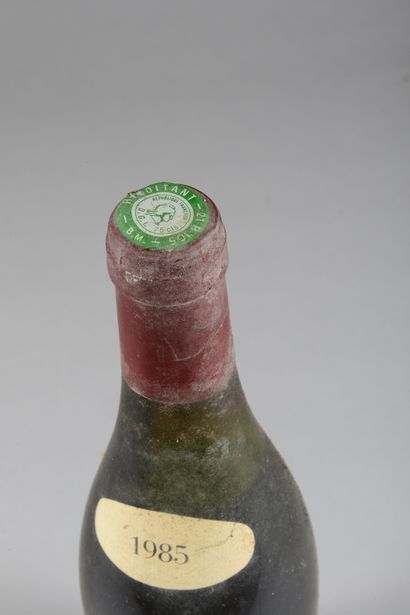 null 1 bouteille RICHEBOURG, Henri Jayer 1985 (belle étiquette, macaron millésimé...