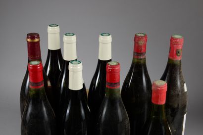 null 10 bouteilles BEAUJOLAIS DIVERS (3 Fleurie, 4 Moron de B. Lafont,
