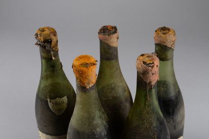 null 5 bouteilles POMMARD "Les Rugiens 1er cru", Henri Gaunoux 1959 (es, et, ea,...