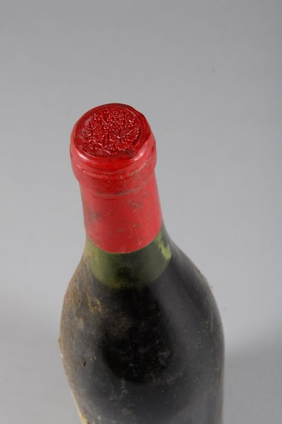null 1 bouteille ÉCHEZEAUX, Henri Jayer 1980 (ea, macaron très abîmé, bandeau ab...