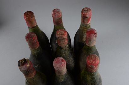 null 9 bouteilles NUITS-ST-GEORGES Jean Confuron (SM, es, tachées ou manquantes,...