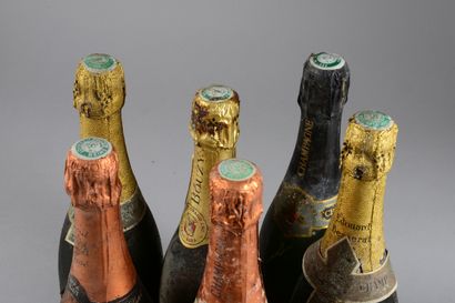 null 6 bouteilles CHAMPAGNE DIVERS (anciens : 2 Edouard Besserat, 1 J. Lassalle rosé,...