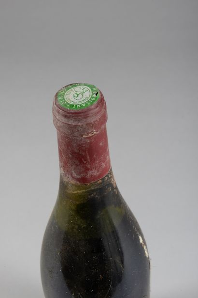null 1 bouteille RICHEBOURG, Henri Jayer 1985 (belle étiquette, macaron millésimé...