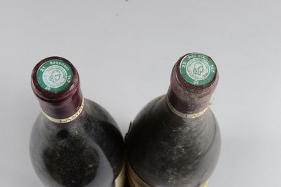 null 2 bottles CLOS DES LAMBRAYS, 1999 & 2002 (ett)