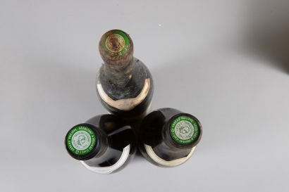 null 3 bouteilles VOUVRAY "moëlleux", Foreau 1997 (Clos Naudin; els, 2 et, 1 bouchon...