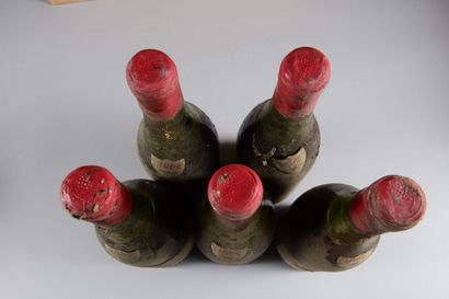 null 5 bouteilles CORTON Rapet 1962 (es, tachées, 2 LB, 2 MB, 1 B)