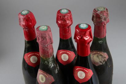 null 5 bouteilles COTEAUX CHAMPENOIS "Ambonnay", R. Coutier (2 de 1995 ett, 3 de...