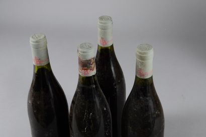 null 4 bottles NUITS-ST-GEORGES "Clos de Forêts St-Georges", Domaine de l'Arlot 1987...