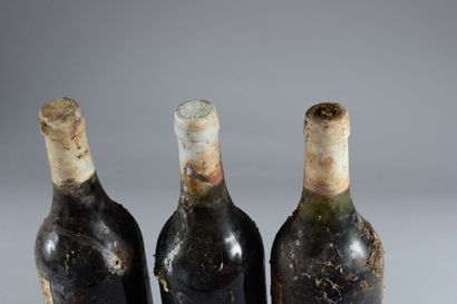 null 3 bottles BANYULS "Vieilles Vignes", Domaine "Mas Blanc" 1966 (ett, in tatters,...