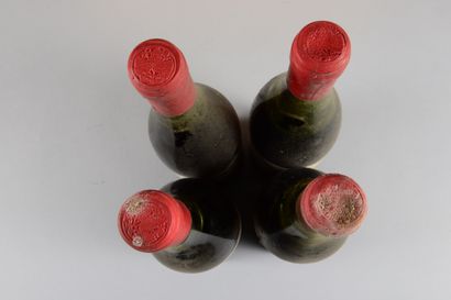 null 4 bouteilles VOLNAY "Clos des Chênes 1er cru", Michel Lafarge 1969 (et, 1 ela,...