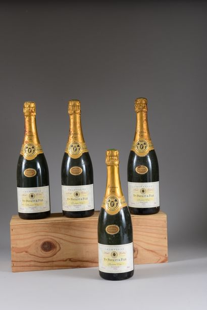 4 bouteilles CHAMPAGNE 