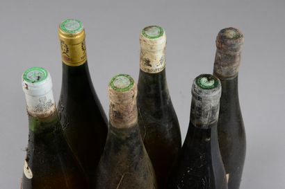 null 5 bouteilles COTEAUX DU LAYON Château Montbenault (2 de 1990 eta, 1 de 1976...