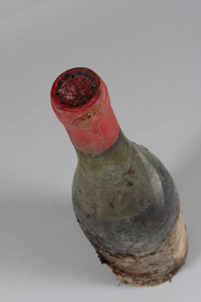 null 1 bottle CHAMBOLLE-MUSIGNY "Les Amoureuses 1er cru", Comte de Vogüé (es, ett,...