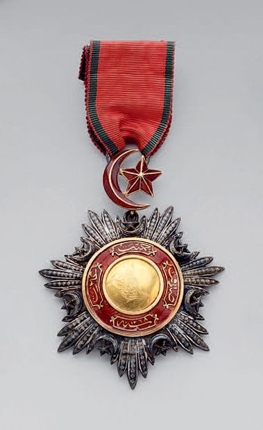 Croix de chevalier de l'ordre du Medjidie...