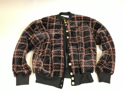 null Sonia RYKIEL
Set including a velvet bomber with black and brown checks, and...