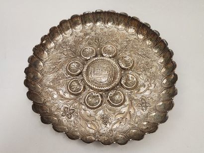 null Silver PLAT (800), early foreign work (Portugal?), 19th century. Circular with...