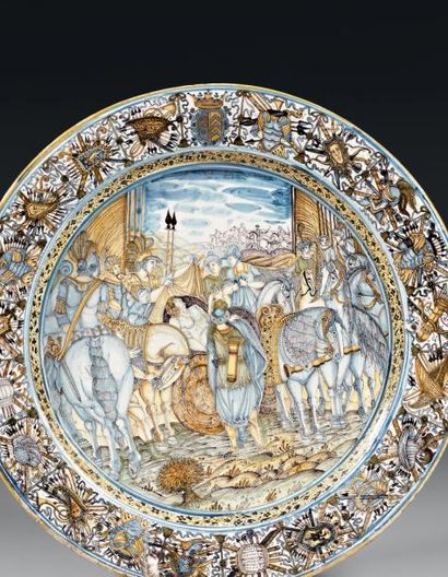 CASTELLI, atelier de Francesco GRUE Grand plat rond, décor polychrome en plein d'une...