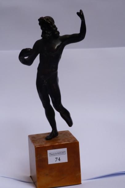 D'après l'Antique L'athlète Épreuve en bronze patiné Haut. avec le socle: 19,5 c...