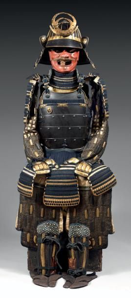 null ARMURE complète. Cuirasse de type YOKOHAGI-DO en Kittsuke-kozané laqué brun...