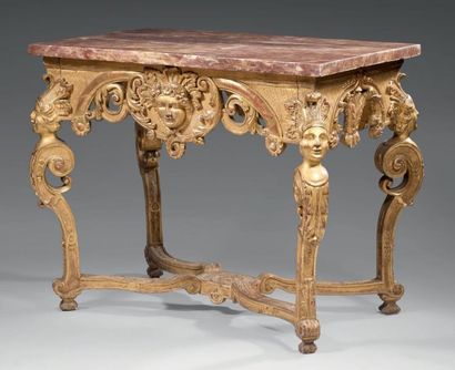 null Petite table à gibier en bois sculpté et doré, traverses ajourées, celles de...