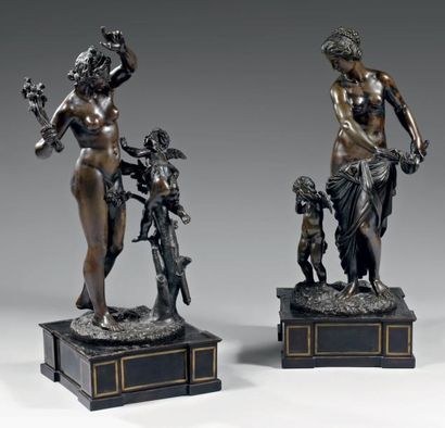 null Paire de groupes en bronze ciselé et patiné, figurant Vénus châtiant l'Amour...