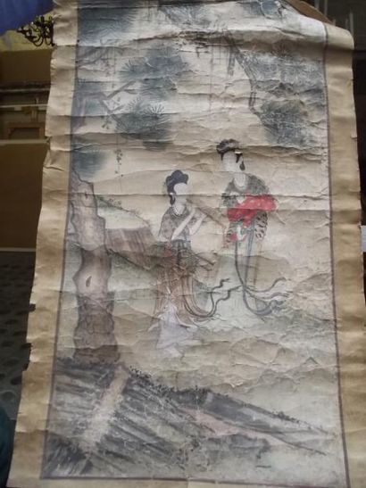 CHINE Deux déesses de longévité Peinture en hauteur encre et polychromie sur papier...