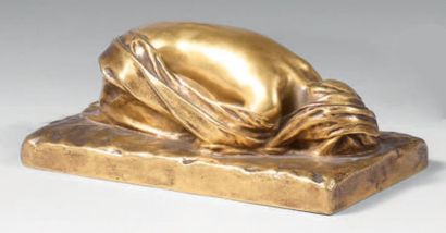 BARTHOLOMÉ Albert (1848 - 1928) «Femme accroupie». Épreuve en bronze à patine dorée,...