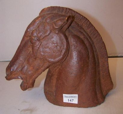 DERNY Marcel «Tête de cheval». Sculpture en terre cuite. Signée. Haut. 15 cm
