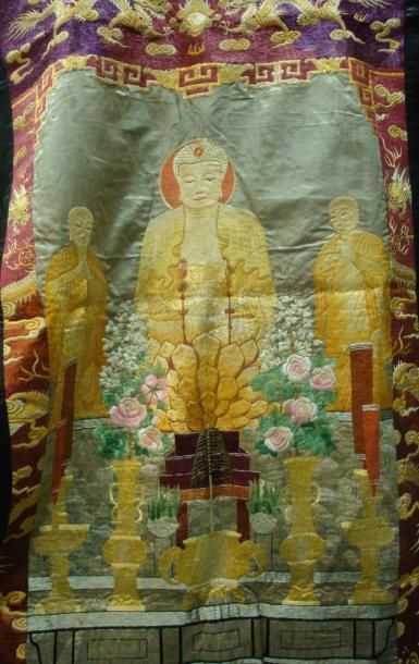 null Bannière de temple ou d'autel domestique, Chine, début XXe siècle Broderie sur...