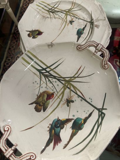 null Bird-decorated earthenware service set