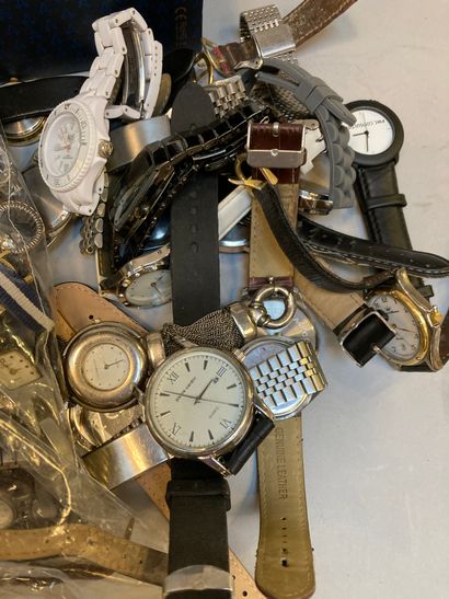 null Fort lot of fancy wristwatches