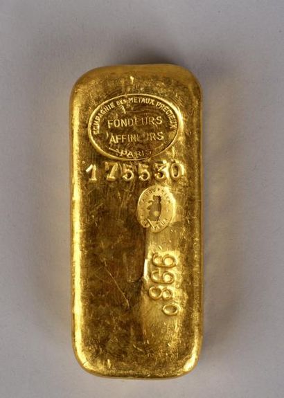 null Lingot n°175530 P: 998.0 g Compagnie des métaux précieux Paris(fondeurs affineurs);...