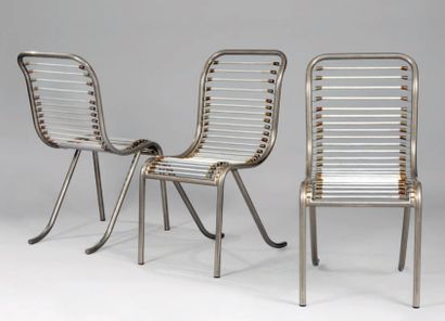 DUFET Michel (1888-1985) Suite de six chaises d'époque à armature en métal nickelé,...