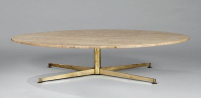 Florence KNOLL Table basse de forme ovale, fût cylindrique reposant sur quatre piètements...