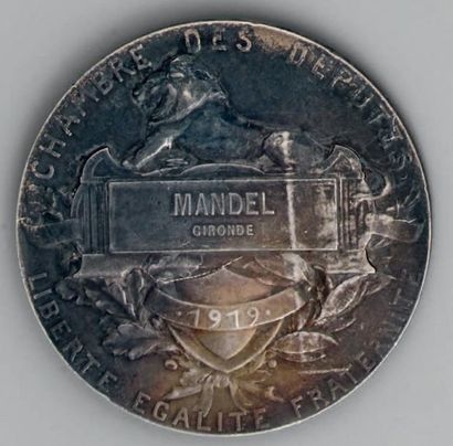 null Médaille ronde en argent, cession de 1919, gravée par Léon Deschamps; attribuée...