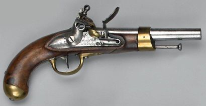 null Pistolet de cavalerie à silex modèle an XIII, canon poinçonné et daté: "B 1813";...