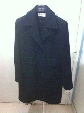 Yves Saint LAURENT Variations Manteau en laine noire, col châle cranté, double boutonnage,...