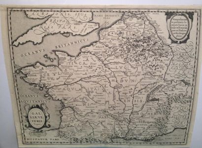 null GALLIAE VETERIS, J.Hondius 39 x 49, 5 cm, et autres cartes du nord de la France...