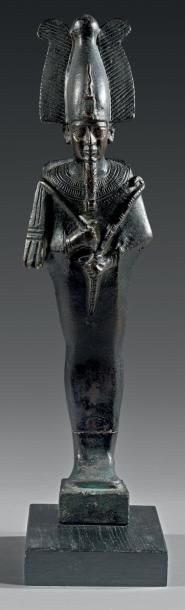 null Statuette d'Osiris momiforme. Il porte le sceptre et le flagellum, et est paré...