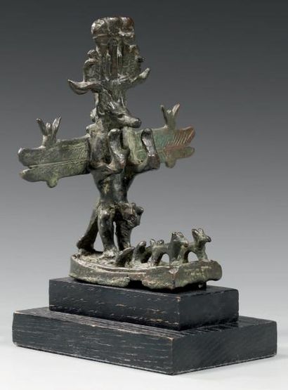 null Rare statuette panthée rassemblant sur un corps humain une large variété de...