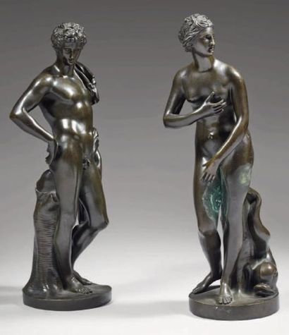 null Paire de statuettes en bronze ciselé et patiné figurant Apollon et Amphitrite....