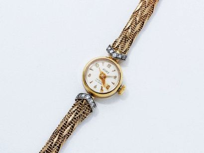 KODY Montre bracelet de dame en or 18 K, cadran ivoire avec chiffres arabes avec...