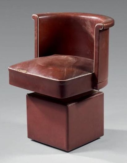 ADNET Jacques (1900 - 1984) (attribué à) Fauteuil de bureau tournant entièrement...