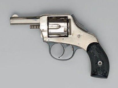 Revolver H & R American double action, modèle...